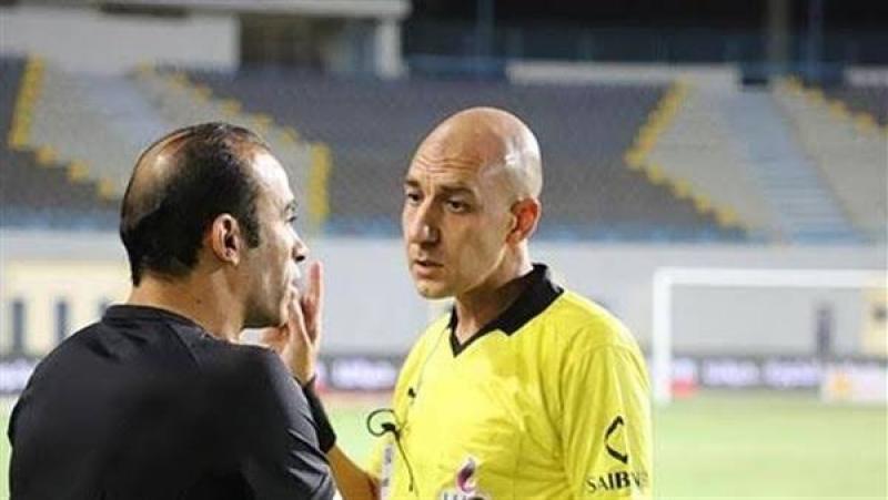 محمد عادل حكما لمباراة الأهلي والمصري