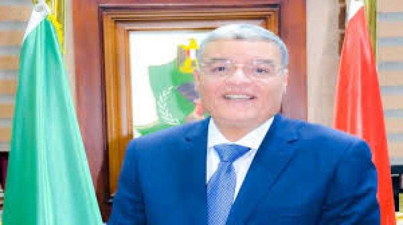 محافظ المنيا يوجه بتوفير طرق بديلة بعد إعلان غلق طريق الشيخ مبارك