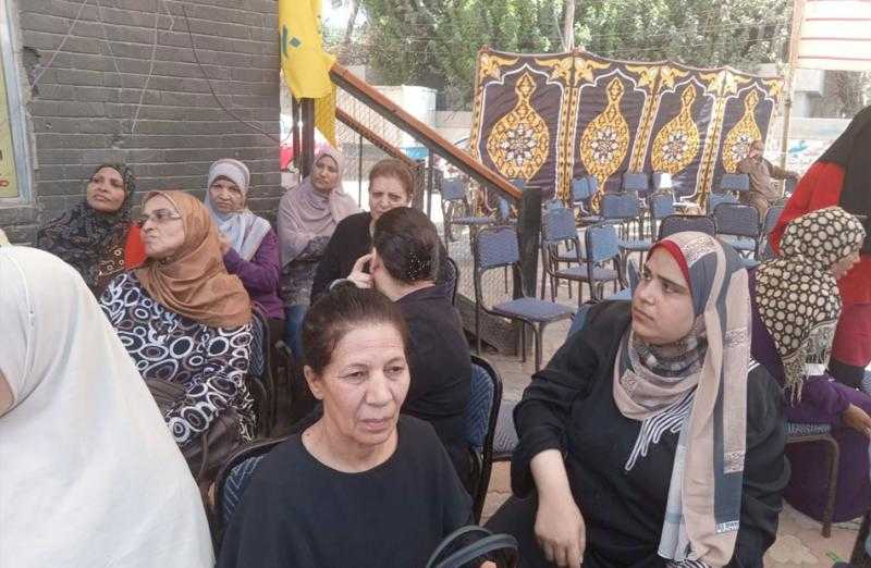 توافد المواطنون على الشهر العقاري في بني سويف لتحرير توكيلات للرئيس السيسي