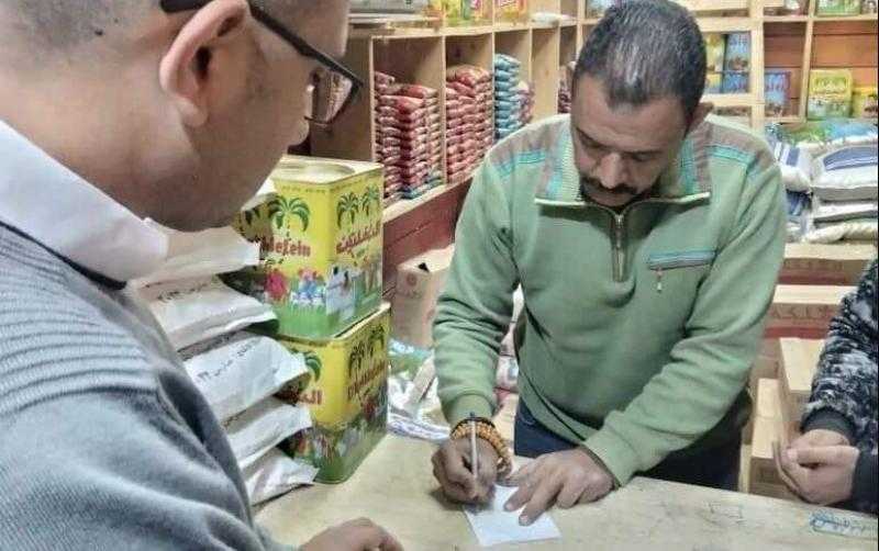 رصد 28 مخالفة تموينية في أسواق ومحلات بالغربية