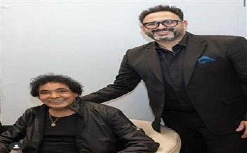 ”يا ملك”.. أكرم حسني يحتفل بعيد ميلاد الكينج محمد منير