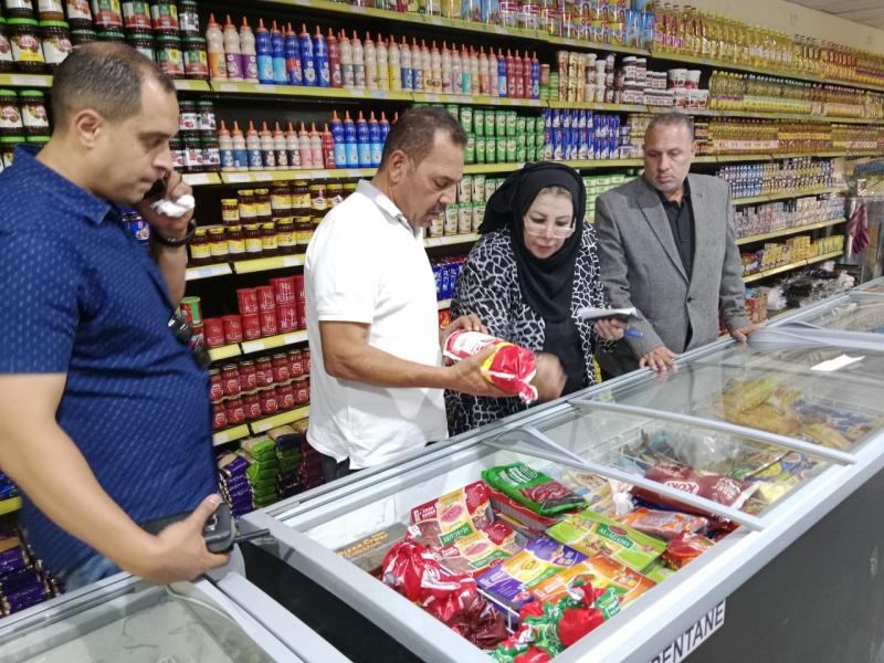 أحياء القاهرة تشن حملات مكثفة على الأسواق لمراقبة الأسعار | صور