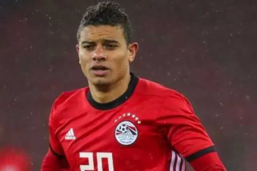 نجم الأهلي السابق يعلن اعتزال كرة القدم