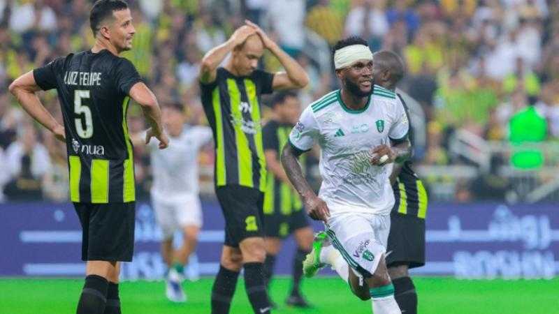 تحديد طبيعة إصابة كيسي لاعب وسط أهلي جدة قبل قمة الهلال