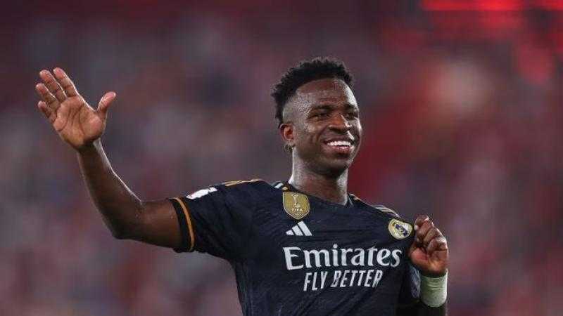 تقرير.. فينيسيوس يهزم العنصرية ويحافظ على توهجه مع ريال مدريد
