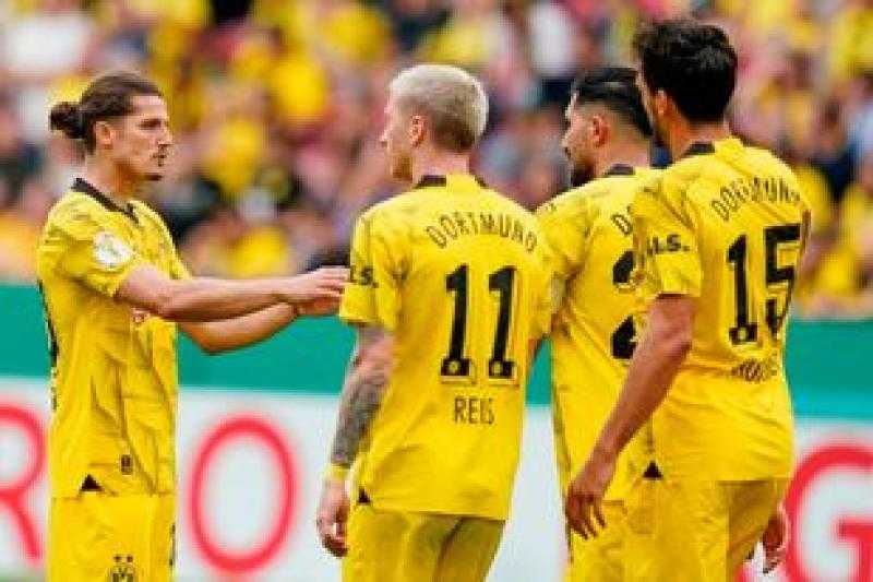 ريكن: دورتموند يريد الاستمرار مع كوفاتش وكيل