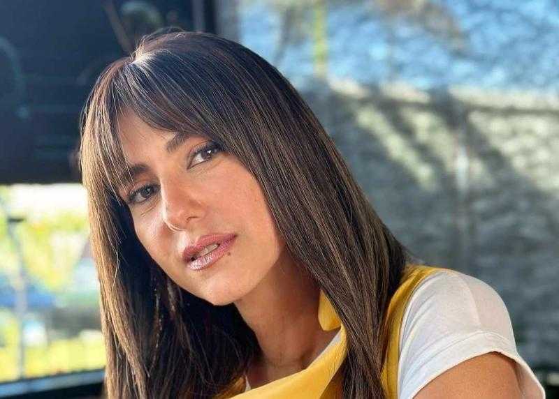 حنان مطاوع تروج لـ ”صوت وصورة” بصورة من كواليس المسلسل