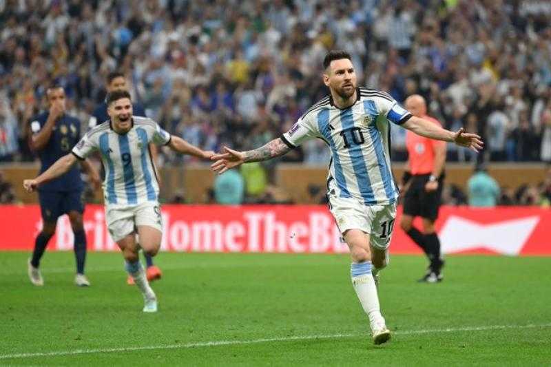 ميسي: سأظل أحب برشلونة طوال حياتي