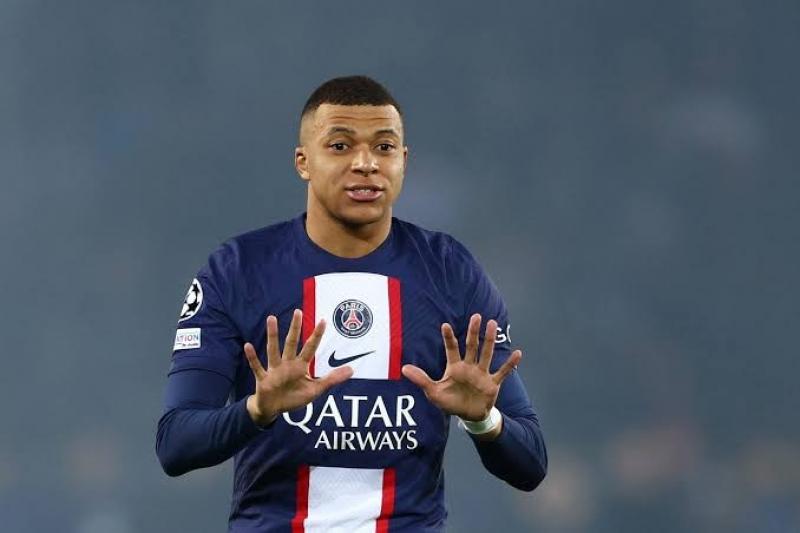 سمير نصري ينصح مبابي: البقاء في سان جيرمان أفضل من 50 دوري أبطال!