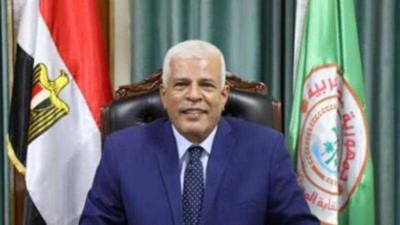 نقيب الزراعيين خلال فعالية لدعم الرئيس: التوسع في زراعة القمح وتجفيف الطماطم وقصب السكر قيمة مضافة للاقتصاد