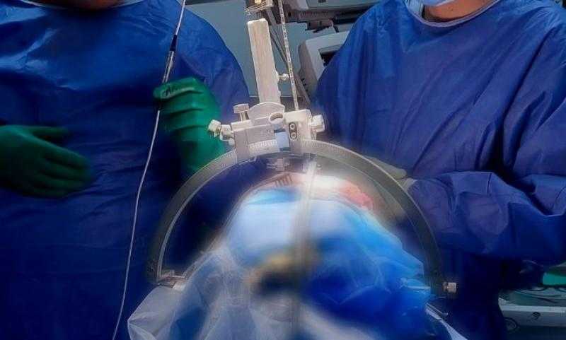 فريق جراحي في ”كفر شكر التخصصي” ينقذ حياة ستينية بجراحة عاجلة