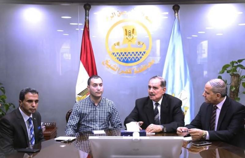 محافظ كفرالشيخ لمديري المدارس: عليكم مسئولية تنشئة الأجيال على الاهتمام بالمبادئ والقيم وبث روح الولاء