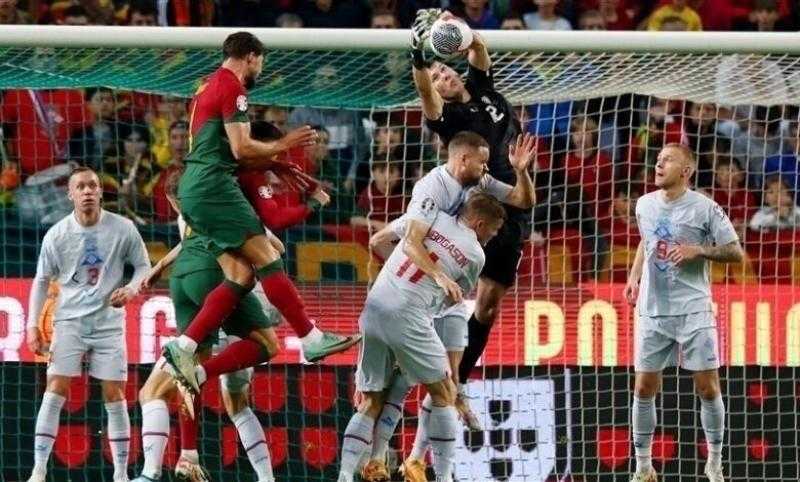البرتغال تفوز على أيسلندا وتنهي مشوار تصفيات أمم أوروبا بالعلامة الكاملة