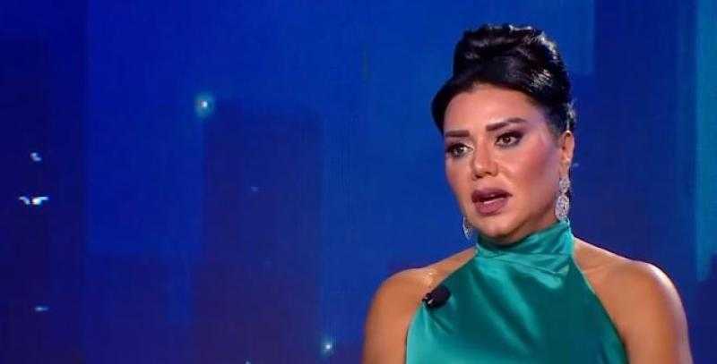 رانيا يوسف: تزوجت محمد مختار هربا من تحكمات والدتي