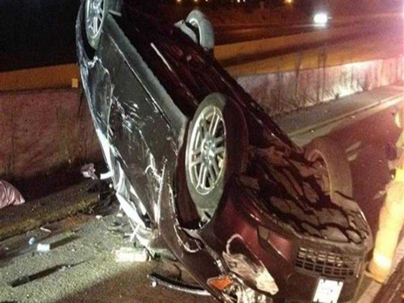 انقلاب سيارة ملاكي على الصحراوي الشرقي بسوهاج