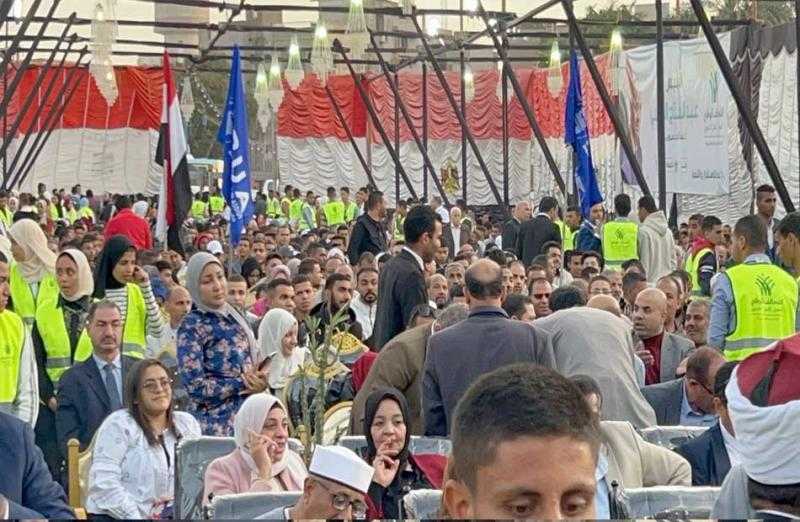 آلاف من أهالي أسيوط يشاركون في مؤتمر التحالف الوطني لدعم السيسي في الانتخابات الرئاسية