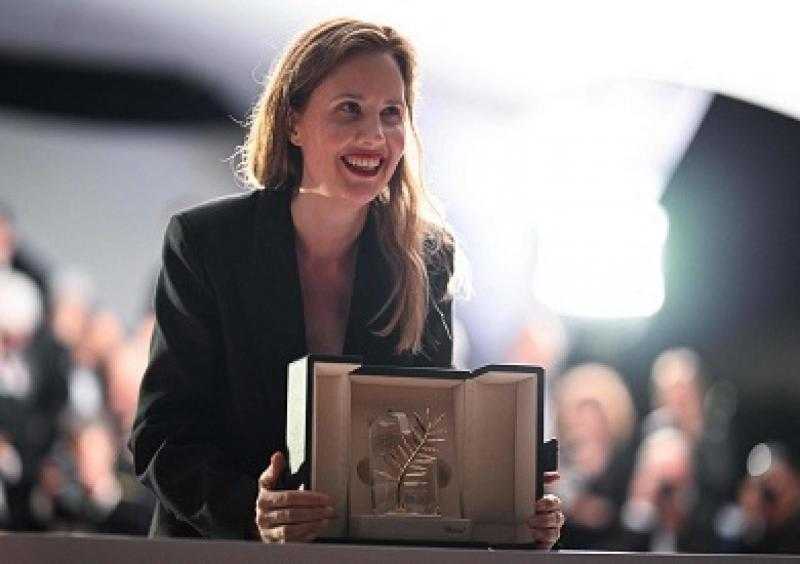 فيلم ”أناتومي أوف إيه فول” يفوز بجائزة أفضل فيلم أوروبي