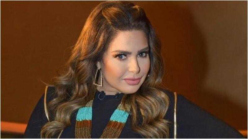 صابرين تدلي بصوتها في الانتخابات الرئاسية بمركز شباب الشيخ زايد