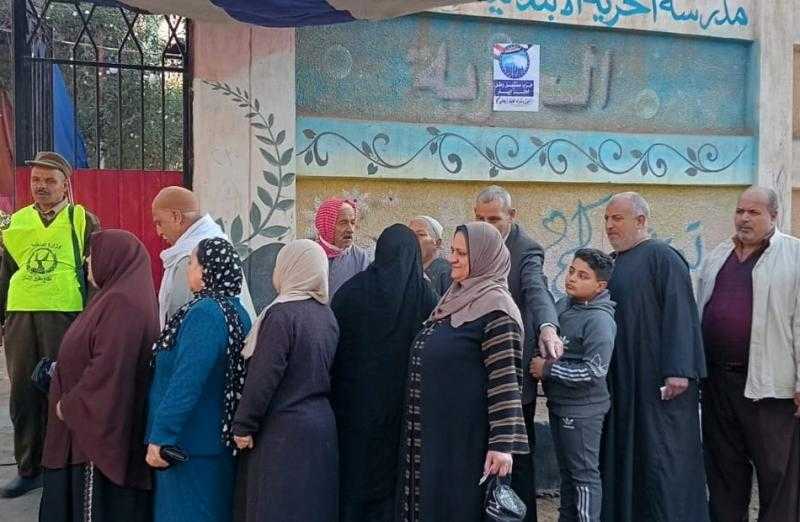 تزايد الإقبال في بورسعيد لليوم الثاني للمشاركة في الانتخابات الرئاسية