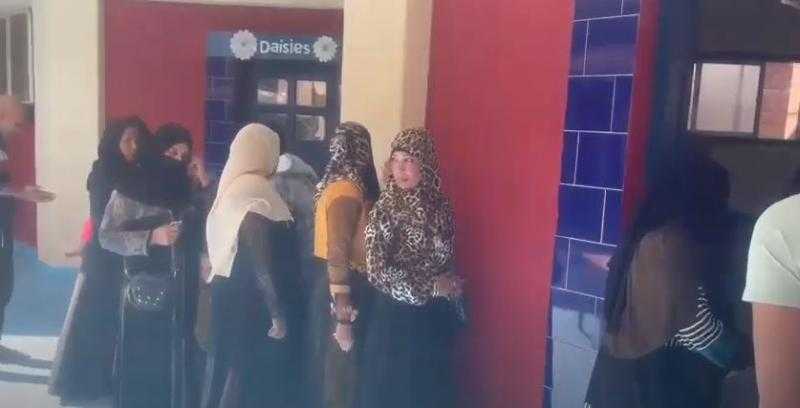 حشود بلجنة راجاك للوافدين بالغردقة للتصويت في الانتخابات الرئاسية 2024