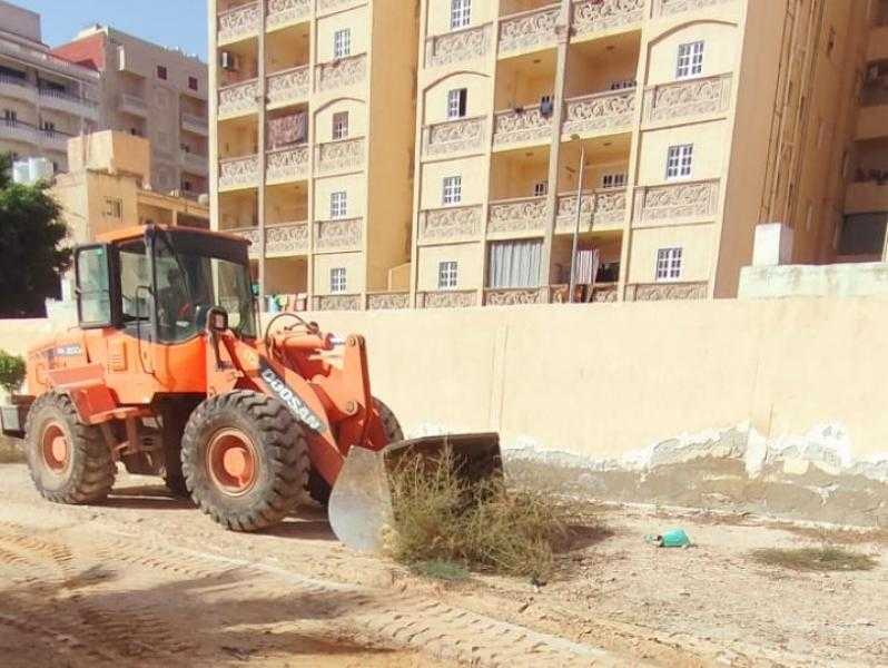 المنيا تشن حملات نظافة مكبرة بمحيط المدارس