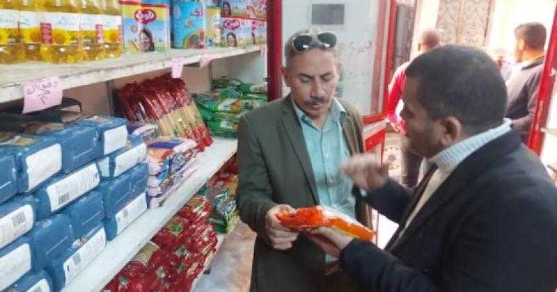مديرية التموين بسوهاج: تحرير 93 محضرا متنوعا في حملة على الأسواق