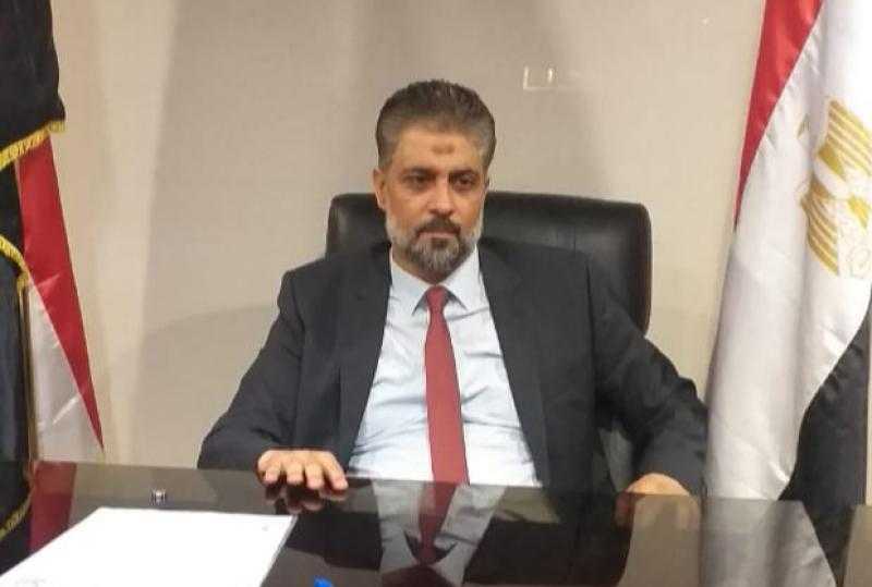 رئيس حزب نداء مصر يطالب السيسي بالاهتمام بملف الحريات وخفض الأسعار بعد مبايعة الشعب
