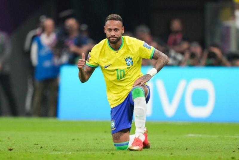 طبيب البرازيل: نيمار لن يتعافى في الوقت المناسب لخوض كوبا أميركا