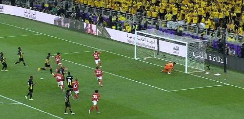 حازم إمام: فيتوريا طلب تأجيل الجولة 11 من الدوري لإراحة الأهلي