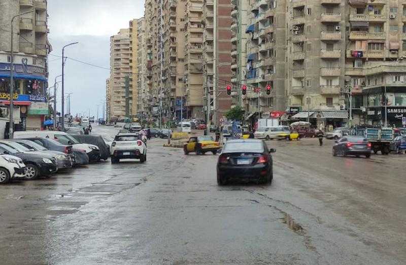 في أول أيام «الفيضة الصغرى».. أمطار غزيرة تضرب الإسكندرية يصاحبها رياح عنيفة | صور