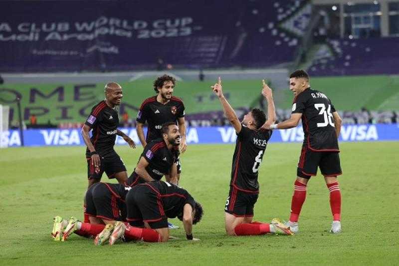 حمدي فتحي يهنئ الأهلي ببرونزية كأس العالم للأندية: «لاعيبة رجالة»