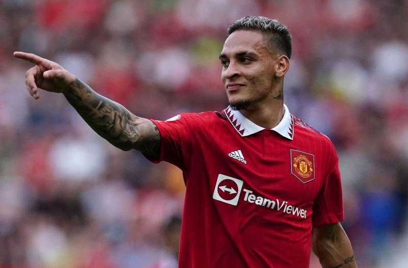 مانشستر يونايتد يعرض لاعبه على ريال مدريد