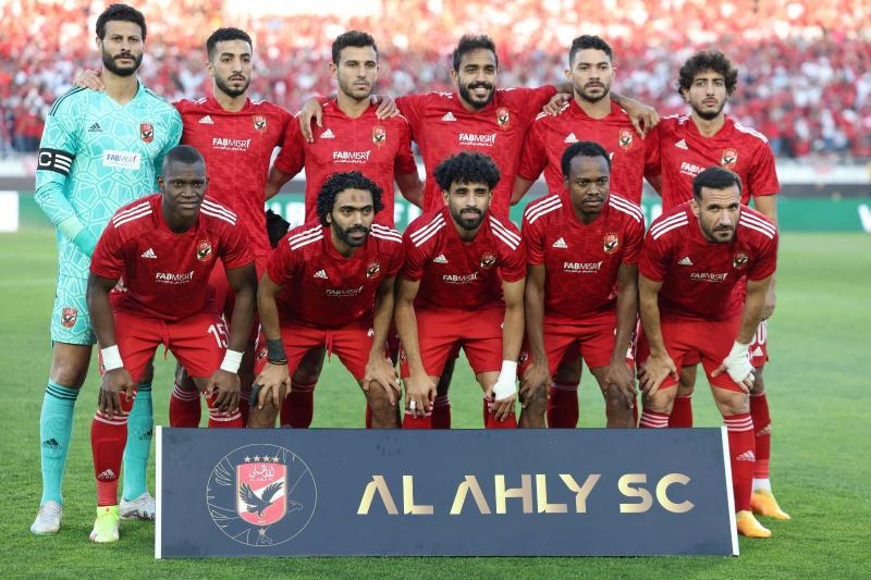 الأهلي يطلب دعم جماهيره في نهائي كأس السوبر المصري
