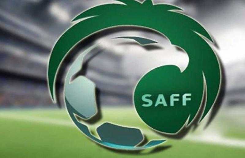 اتحاد الكرة السعودي يقلص قوائم أندية روشن إلى 25 لاعبا