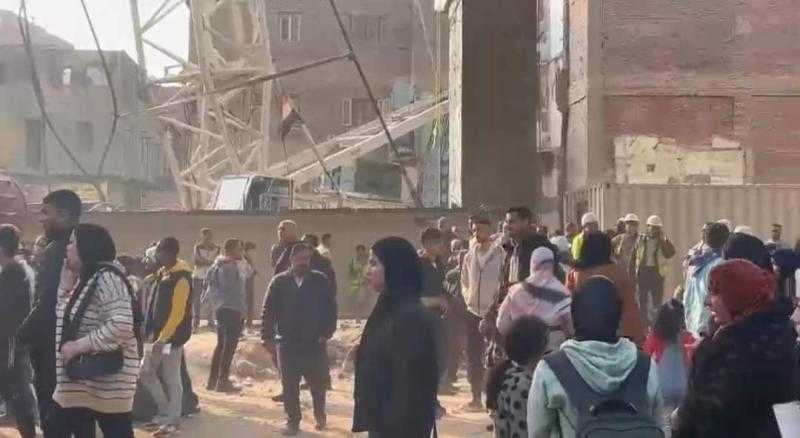 مصرع شخص وإصابة آخرين إثر سقوط ”كمرة خرسانية” من محور المشير كمال عامر ببولاق الدكرور