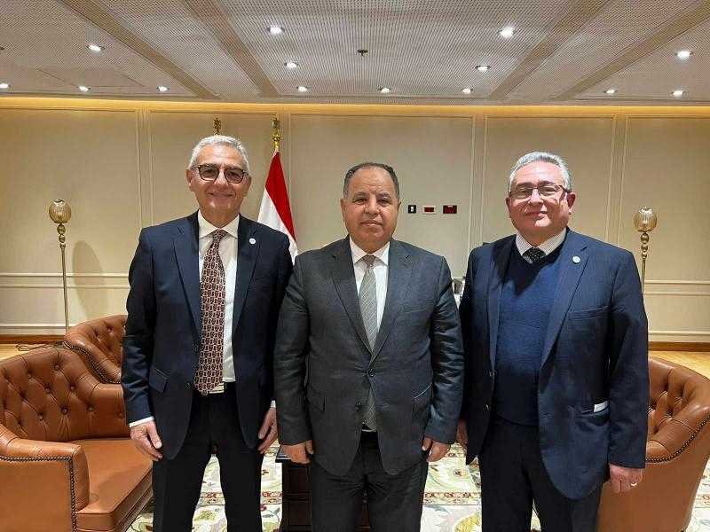 وزير المالية: مخاطبة مجلس الدولة لإعادة النظر في «ضريبة الجدول» على خدمات «وسطاء التأمين»