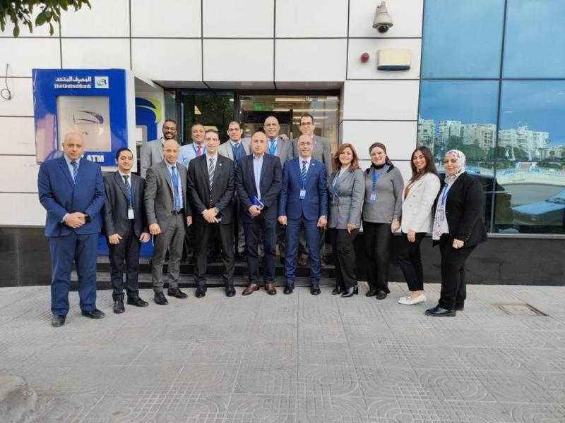 «الساعة الذهبية» تنطلق بفروع المصرف المتحد لتهدى صاحب أول معاملة بنكية شهادة المليونير