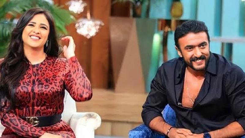 ناقد فني: ياسمين عبد العزيز لم تحضر العرض الخاص لـ الإسكندراني بسبب خلافها مع العوضي
