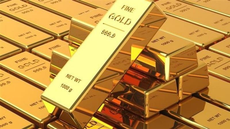 أسعار الذهب ترتفع عقب تراجع الدولار وانخفاض عوائد السندات الأمريكية