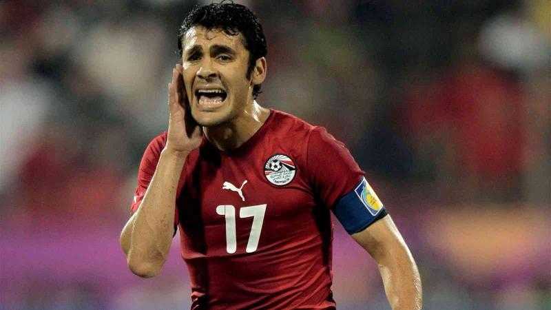 أحمد حسن: صلاح لم يكن يستحق شارة قيادة المنتخب!