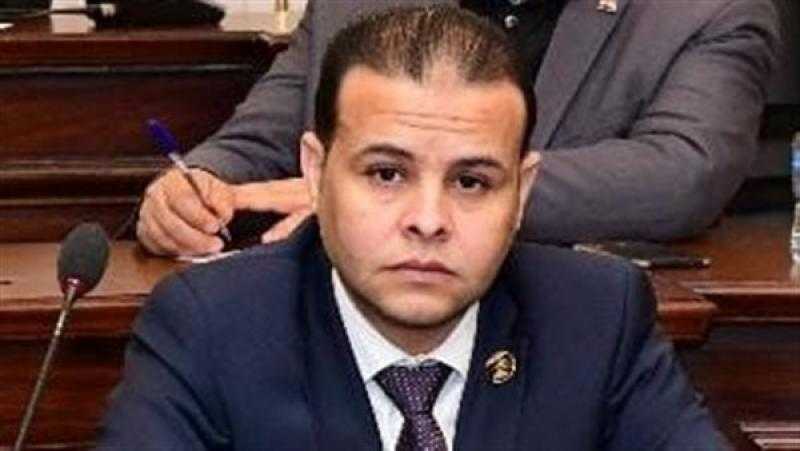 مدحت الكمار: كلمة السيسي في عيد الشرطة تؤكد القدرة على حل الأزمة الاقتصادية بالحوار الوطني وجهود الجميع