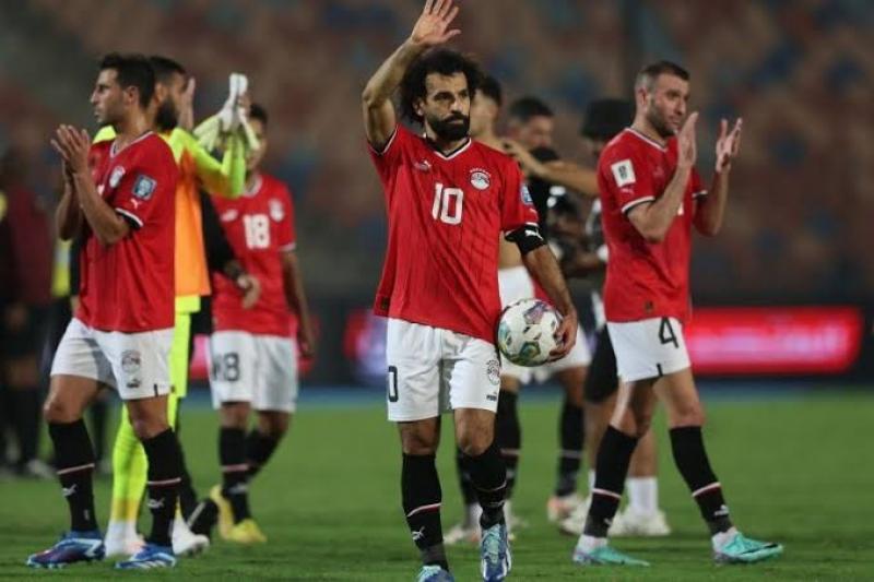 سفير مصر في كوت ديفوار: محمد صلاح غادر إلى إنجلترا