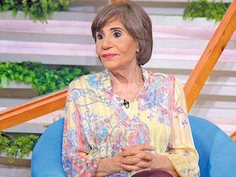 سميرة محسن: عادل إمام اختار الموعد المناسب لاعتزاله