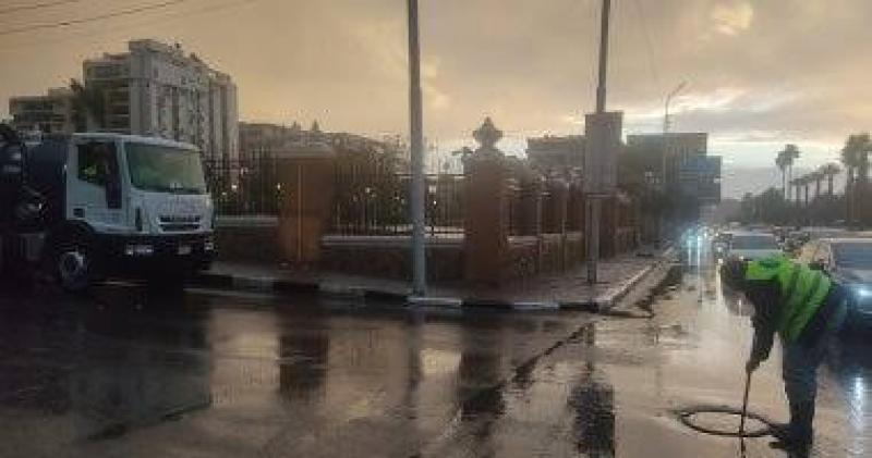 أمطار غزيرة في المدن الساحلية بالبحيرة