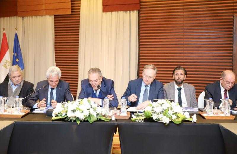 اجتماع تنسيقى بين الاتحاد الأوروبي والغرفة التجارية والقابضة للمياه لبحث التعاون المستقبلي | صور