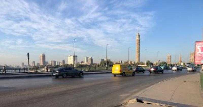 النشرة المرورية.. سيولة بحركة السيارات بمحاور القاهرة والجيزة