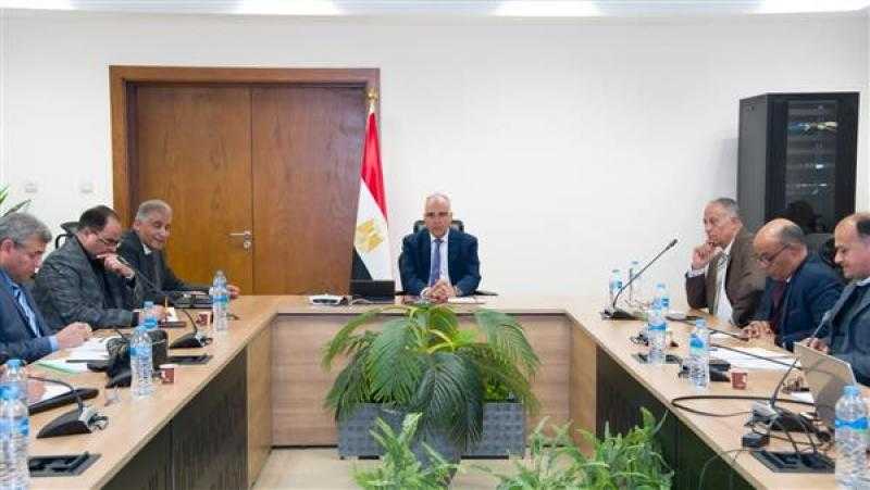 وزير الري: سحب أعمال تأهيل الترع من المقاولين المتأخرين عن تنفيذ الملاحظات.. والاستعداد لـ«أقصى الاحتياجات»