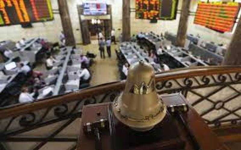هبوط حاد لمؤشرات البورصة في أولي جلسات الأسبوع