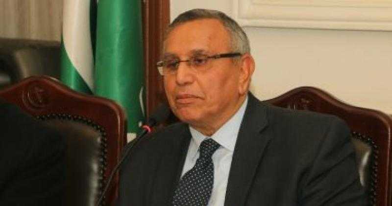 انقسام في الوفد حول مقترح يمامة إلزام المصريين بالخارج بتحويل 20% من دخلهم