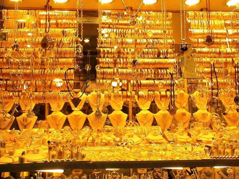 أسعار الذهب تواصل التراجع اليوم الأحد في نهاية التعاملات